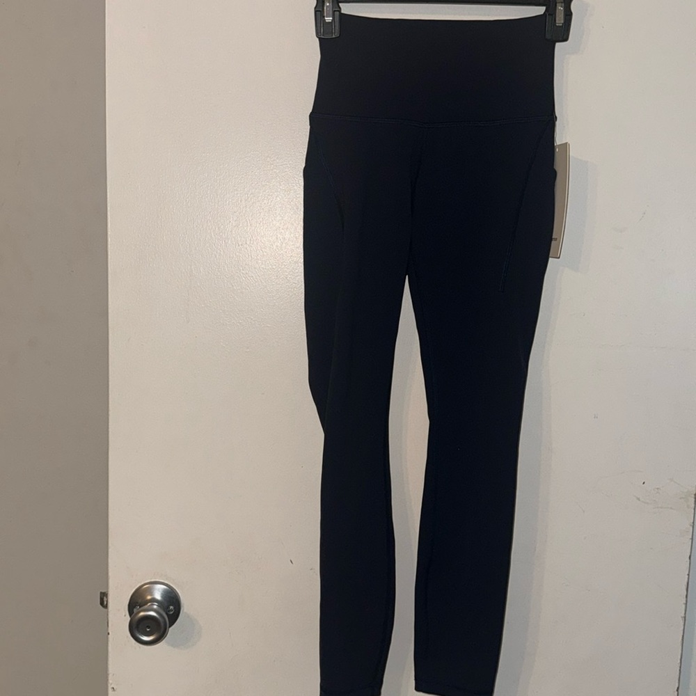 Lululemon Wunder Train HR Tight 25” Pockets